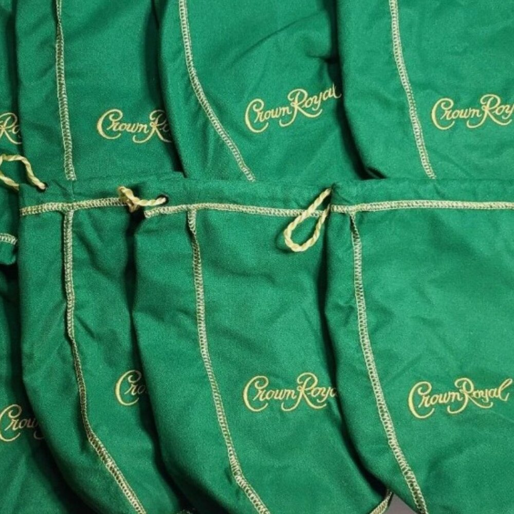 Lot of 30 Crown Royal Whisky Bags 8" and 9" GREEN APPLE Drawstring Dust Bags